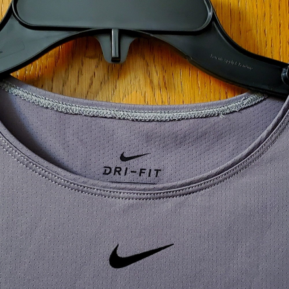 Nike dri fit tee